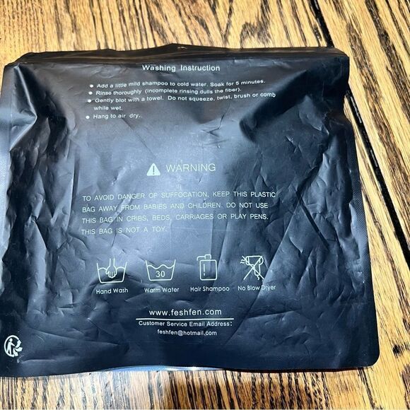 Messy Bun Blonde Synthetic Extension - Picture 4 of 5